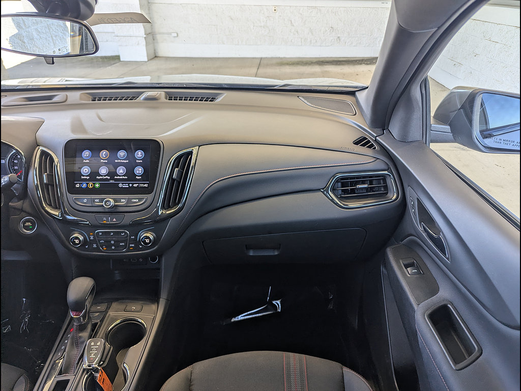 Used 2023 Chevrolet Equinox RS AWD/4WD image 4