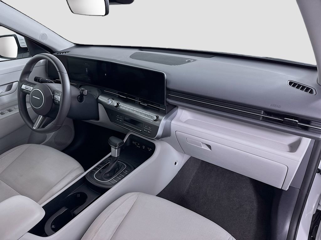 Used 2025 Hyundai Kona SEL FWD image 30