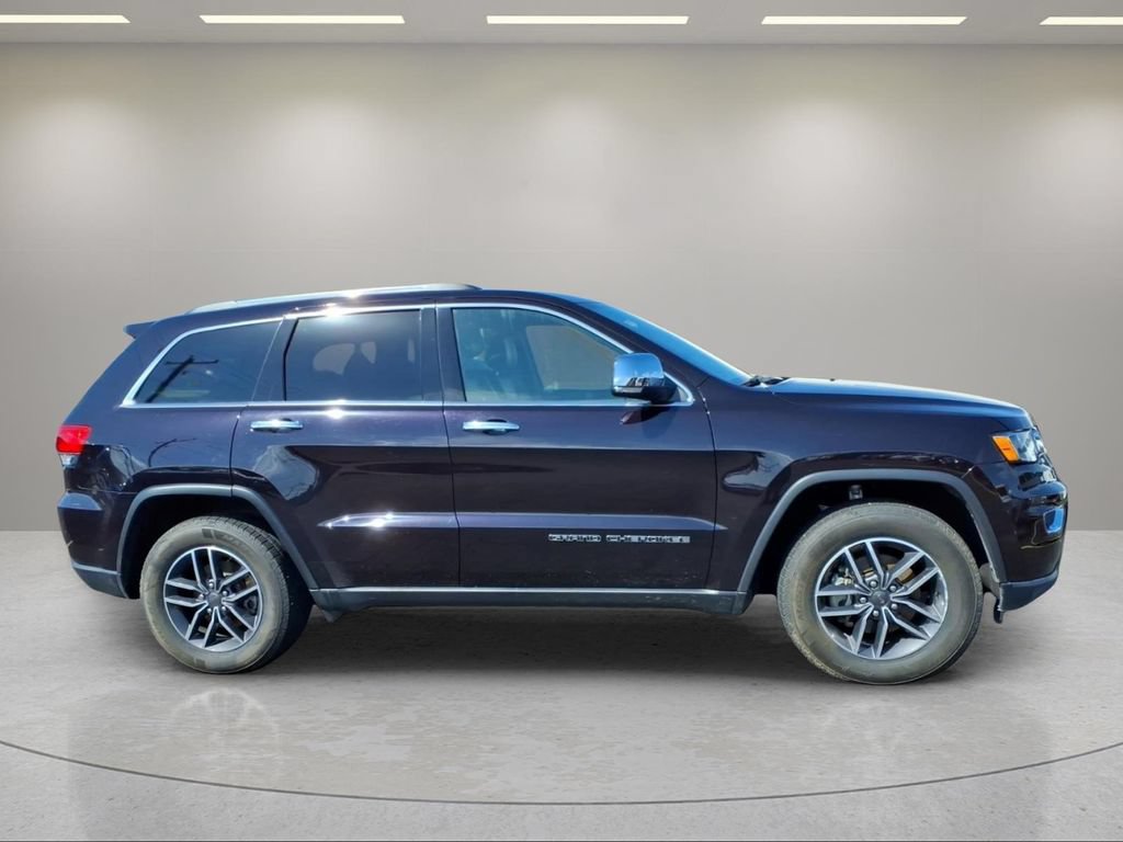 Used 2019 Jeep Grand Cherokee Limited w/ Trailer Tow Group IV AWD/4WD image 2