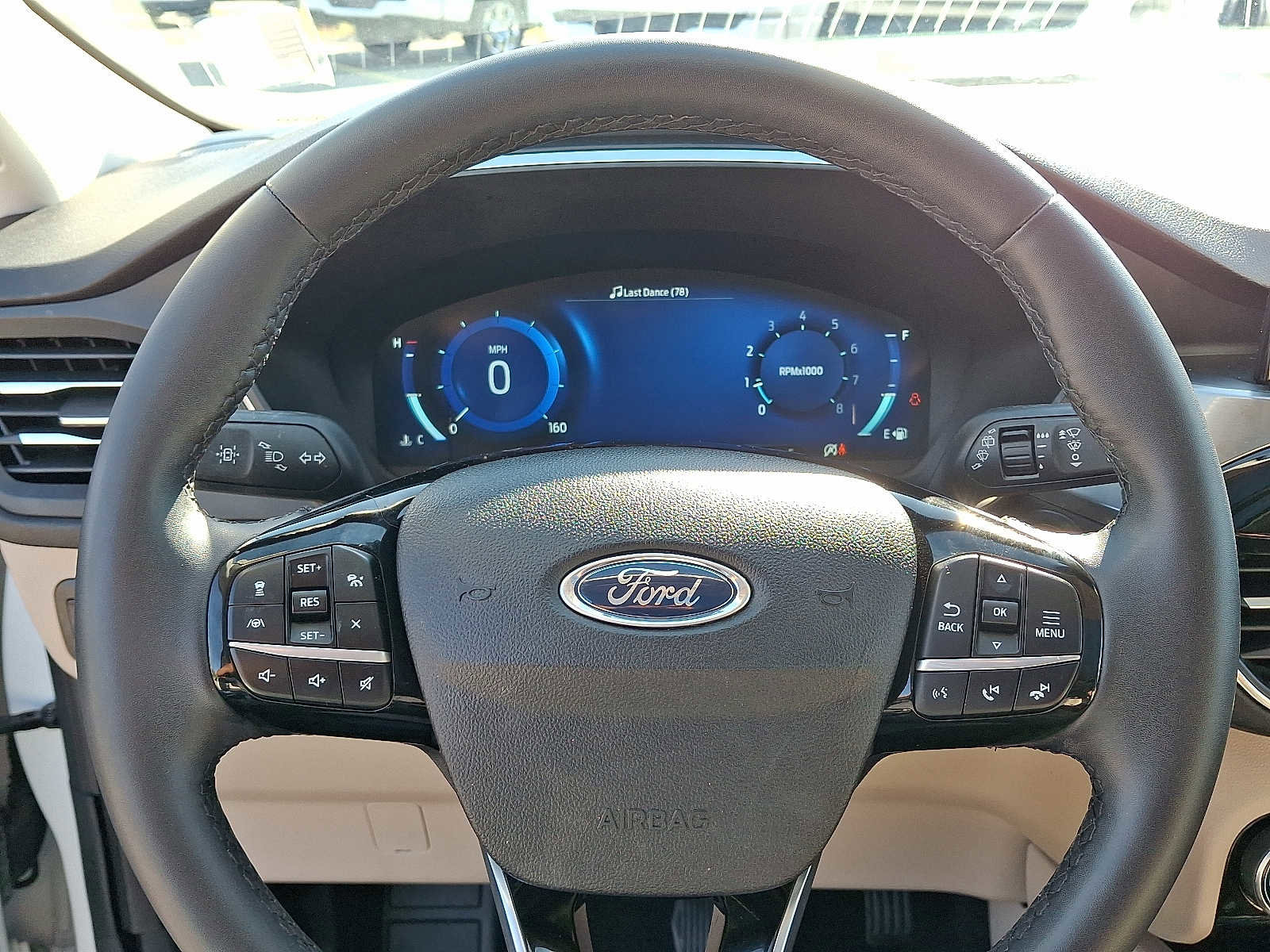 Used 2022 Ford Escape Titanium w/ Class II Trailer Tow Package image 22