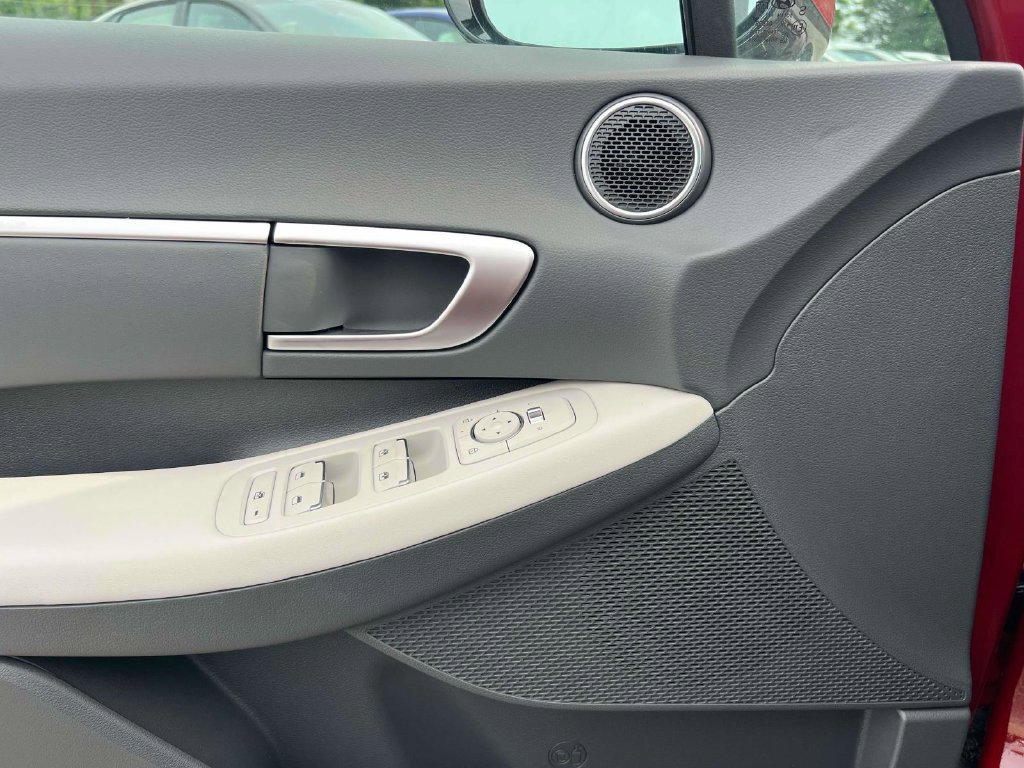 New 2026 Hyundai Sonata SEL FWD image 34