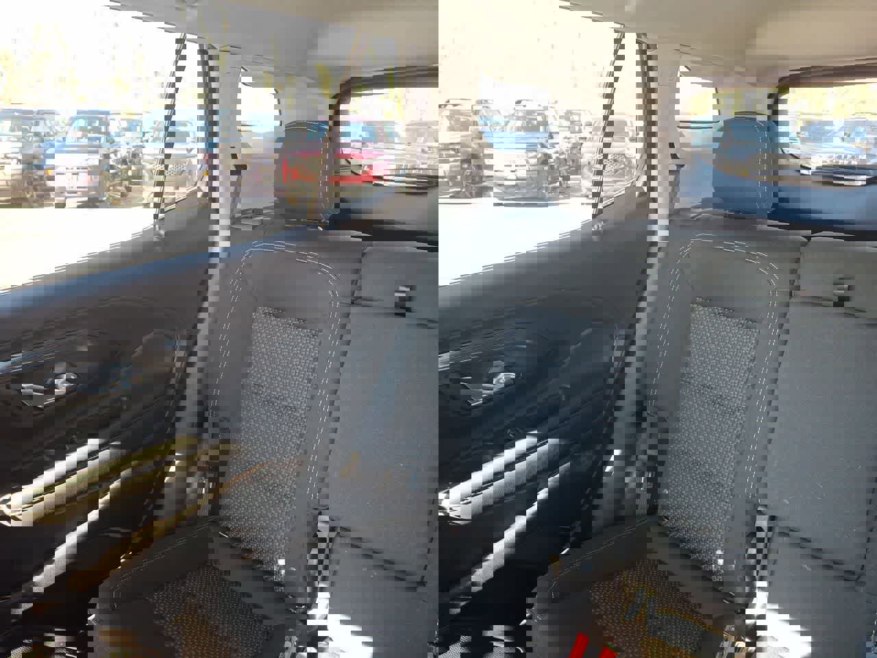 Used 2024 GMC Terrain SLE image 12