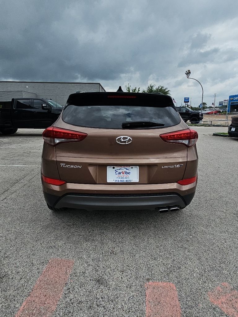 Used 2016 Hyundai Tucson Limited w/ Option Group 03 FWD image 6
