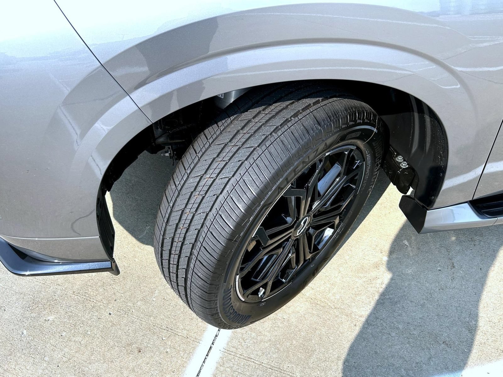 New 2027 INFINITI QX80 Sensory AWD/4WD image 25