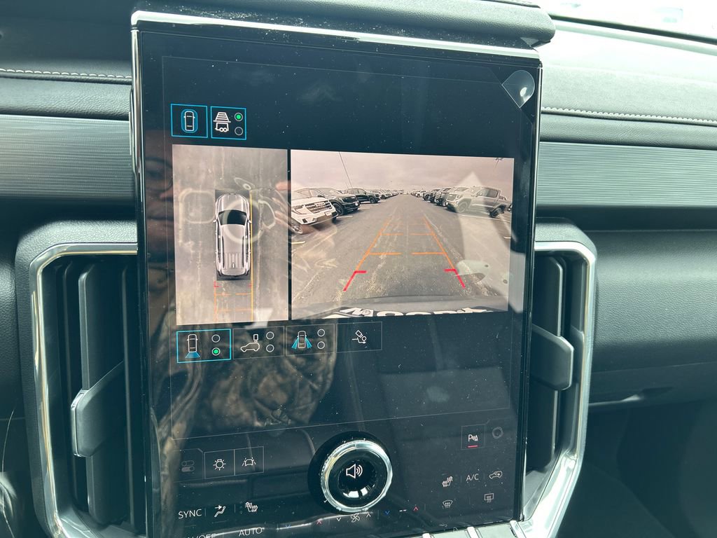 New 2026 GMC Acadia Elevation image 27