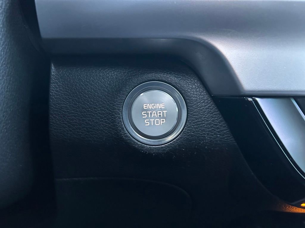 Certified 2021 Kia Telluride S image 16