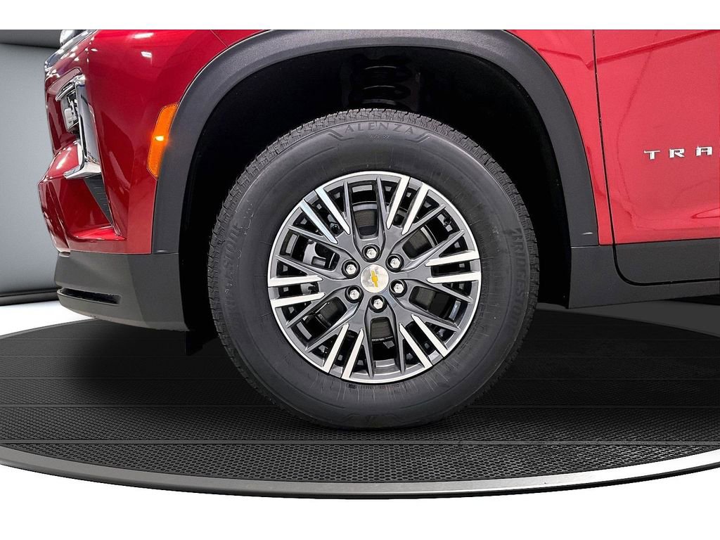 New 2026 Chevrolet Traverse LT w/ Driver Confidence Package AWD/4WD image 15