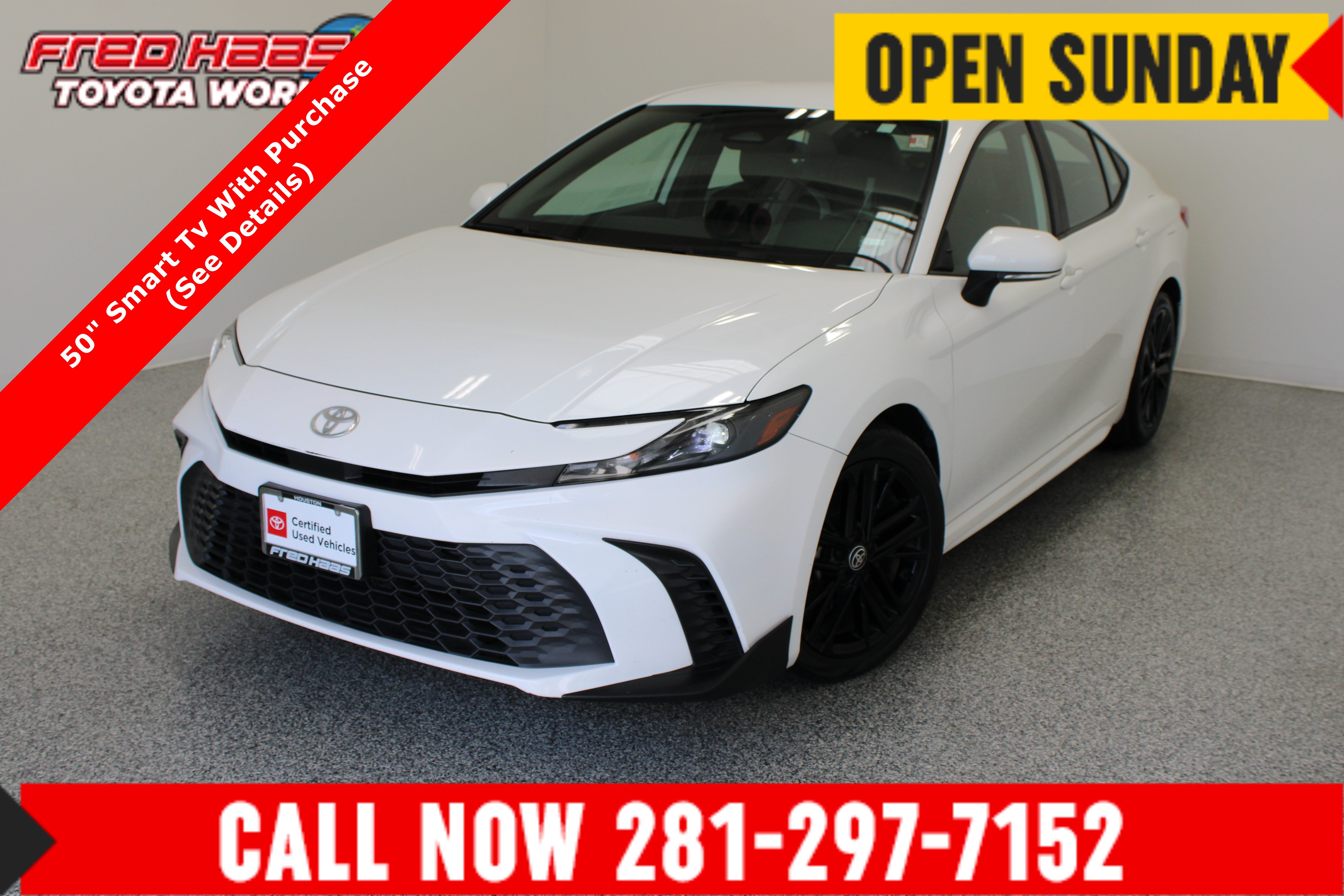 Certified 2025 Toyota Camry SE FWD image 1