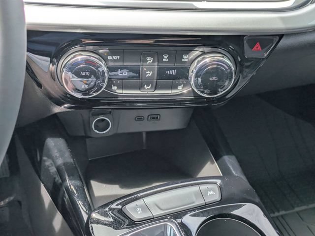 New 2026 Chevrolet Trax LT w/ Driver Confidence Package FWD image 17