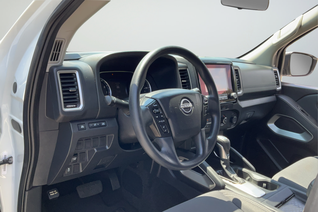 Used 2022 Nissan Frontier SV RWD image 25