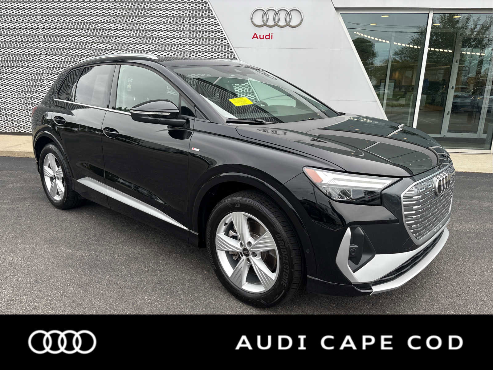 Used 2024 Audi Q4 e-tron Premium Plus w/ Premium Plus