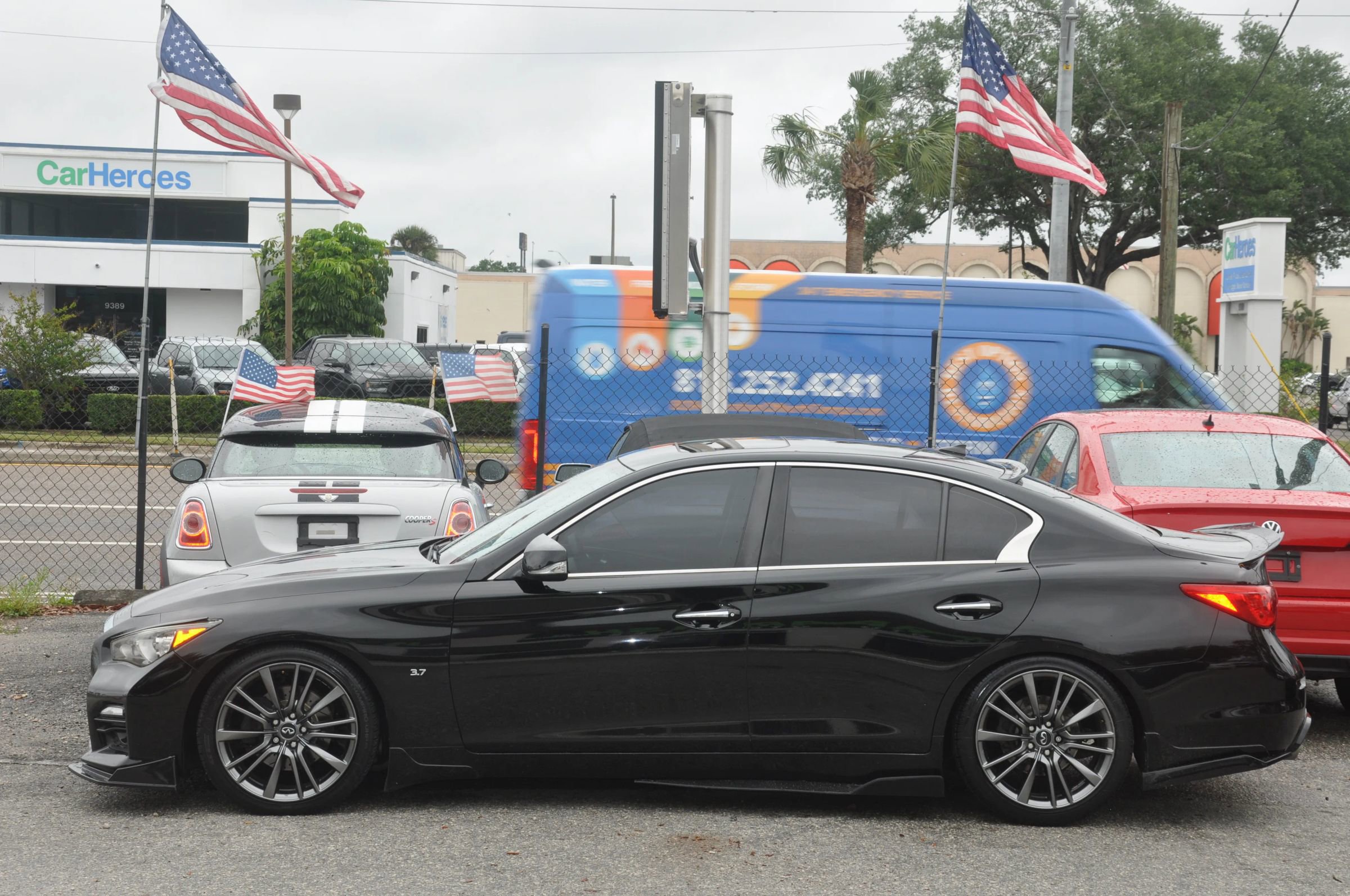 Used 2014 INFINITI Q50 Premium w/ Navigation Package RWD image 7