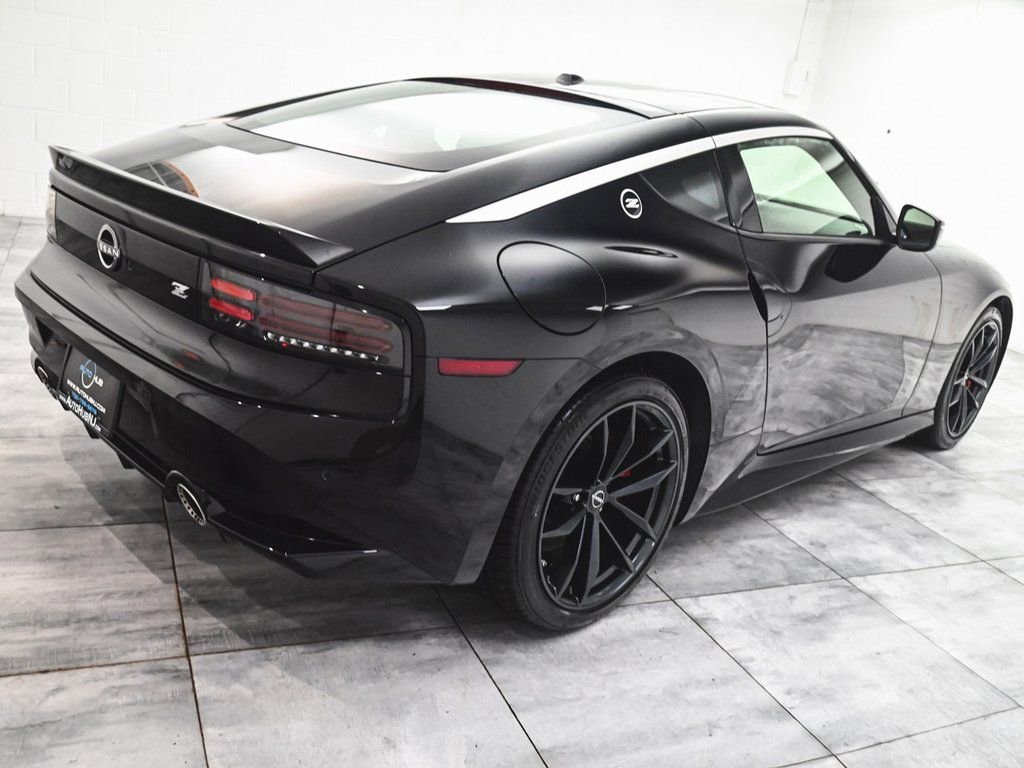 Used 2025 Nissan Z Performance w/ Floor Mat Package image 6