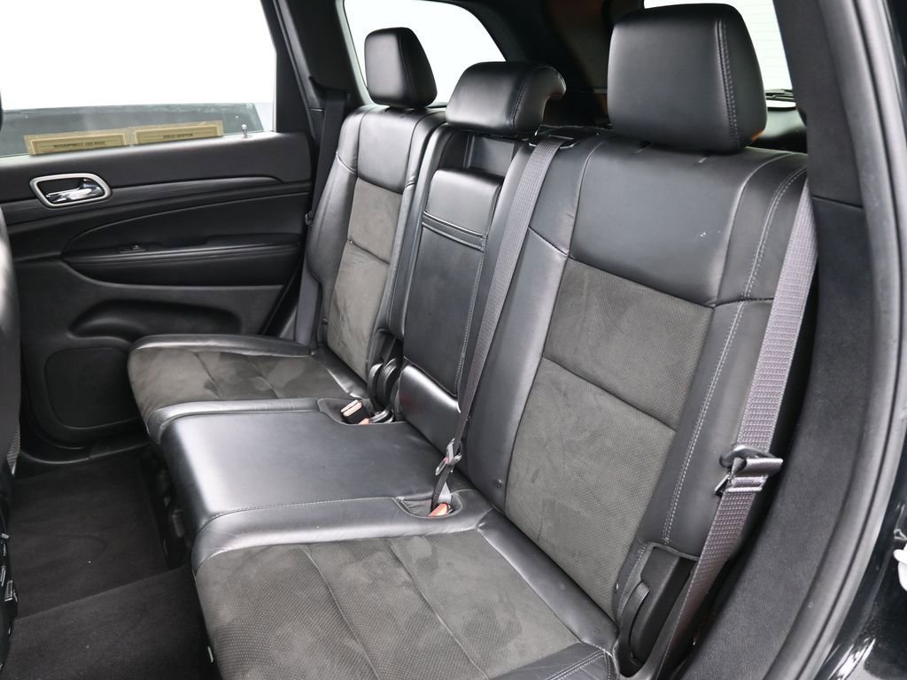 Used 2020 Jeep Grand Cherokee Altitude image 36