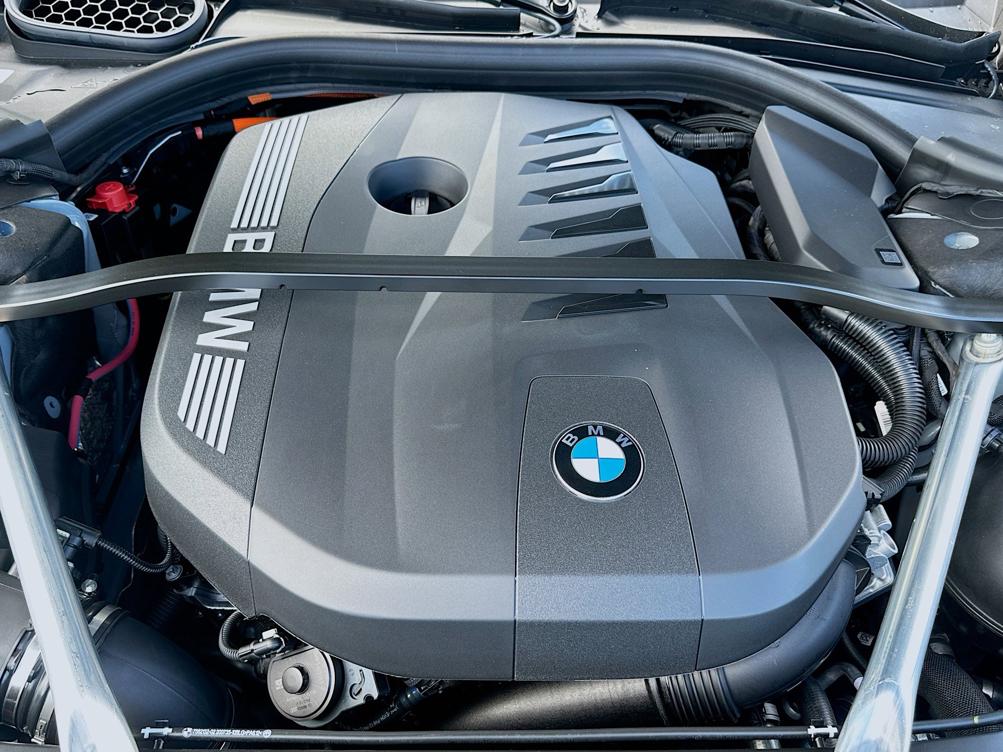 New 2026 BMW 750e xDrive w/ Executive Package image 26