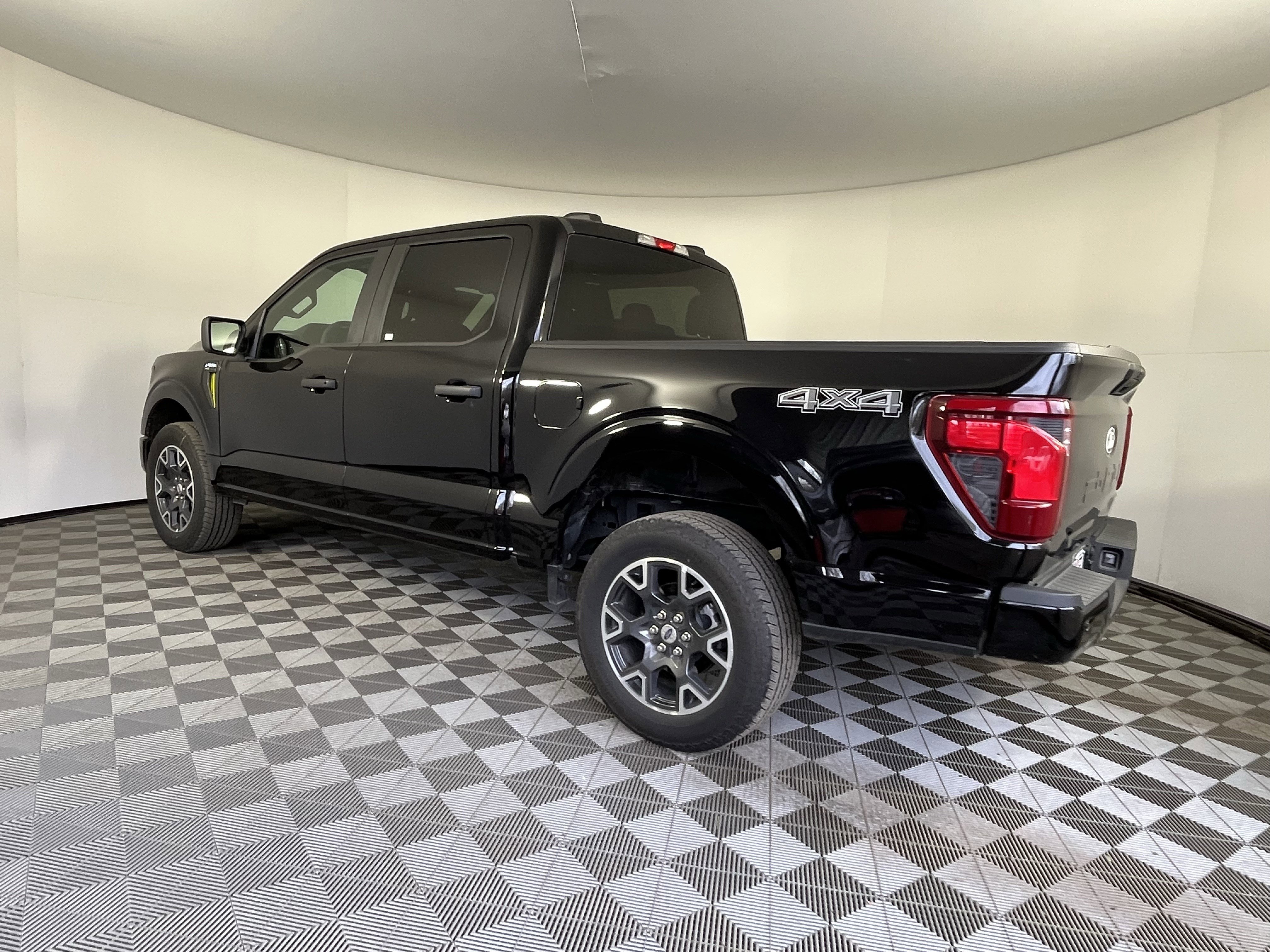 Used 2025 Ford F150 STX w/ Equipment Group 200A image 3