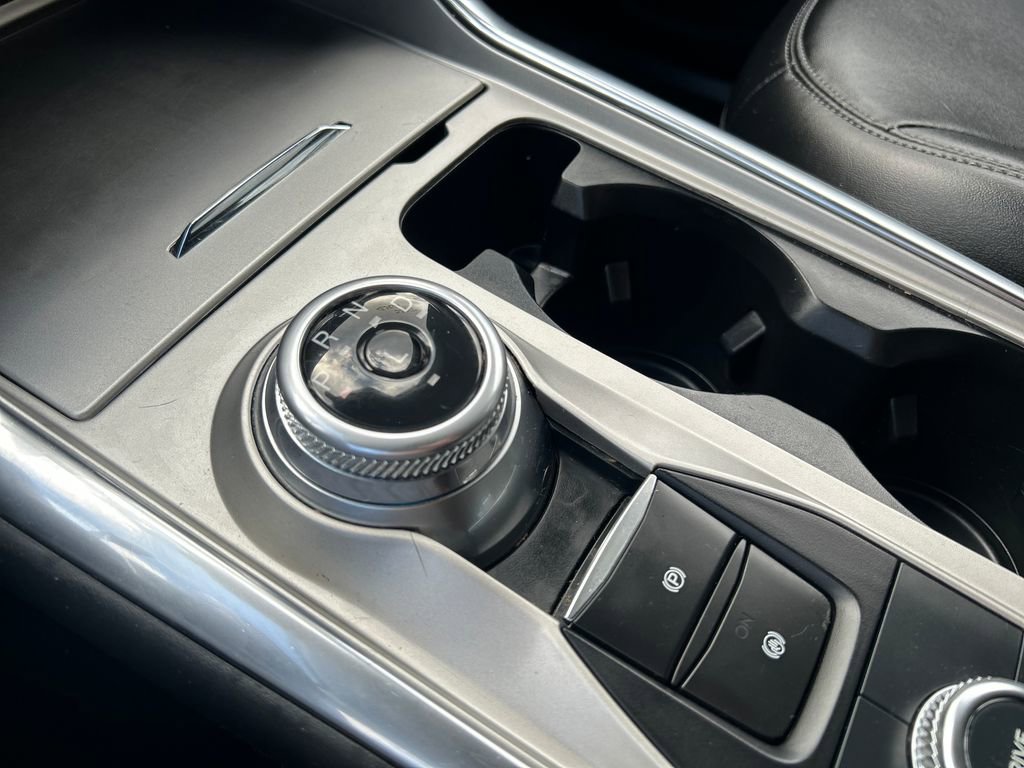 Certified 2022 Ford Explorer XLT w/ Equipment Group 202A image 57