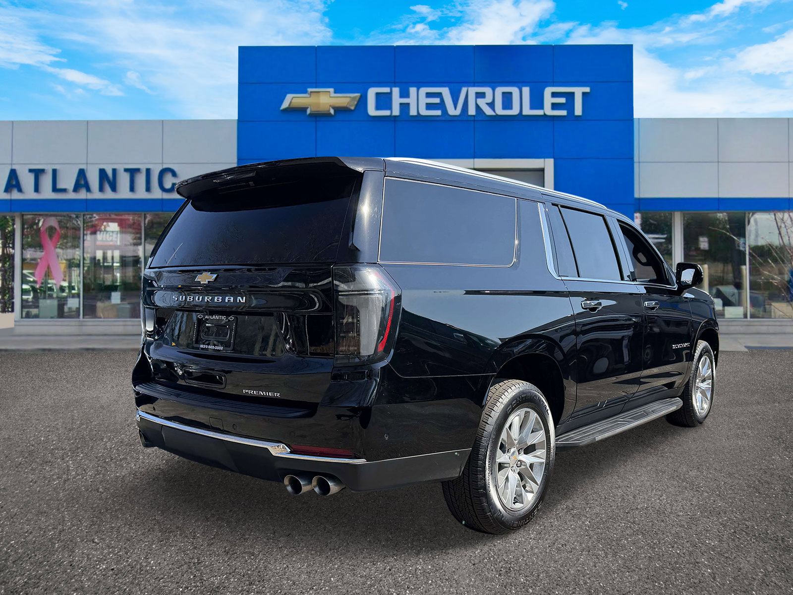 Certified 2025 Chevrolet Suburban Premier AWD/4WD image 4