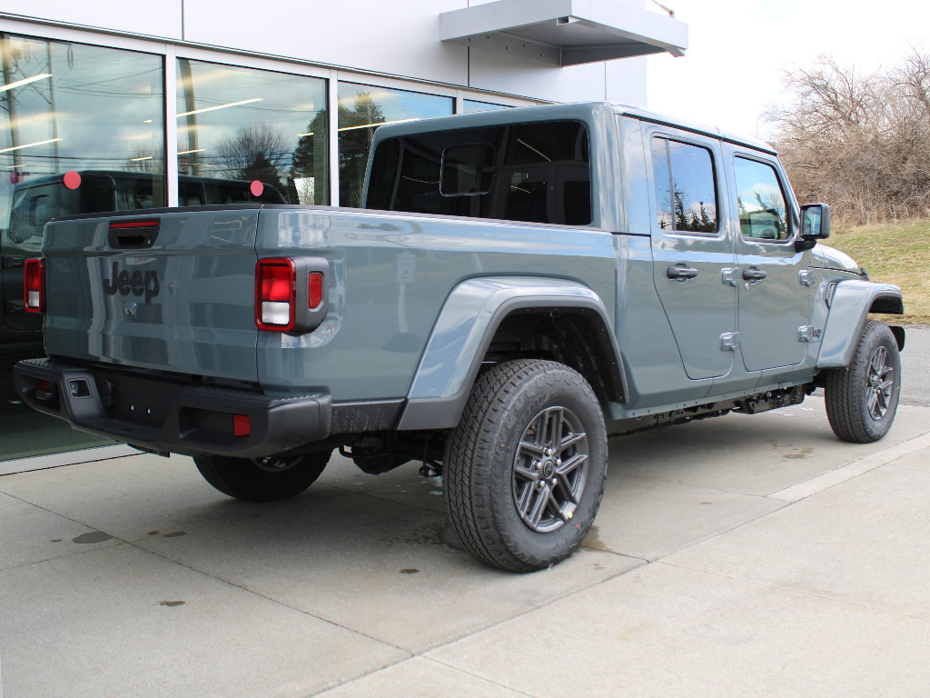 New 2026 Jeep Gladiator Sport image 8