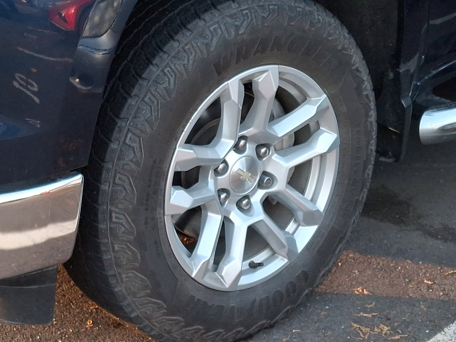 Used 2022 Chevrolet Silverado 1500 LT image 10