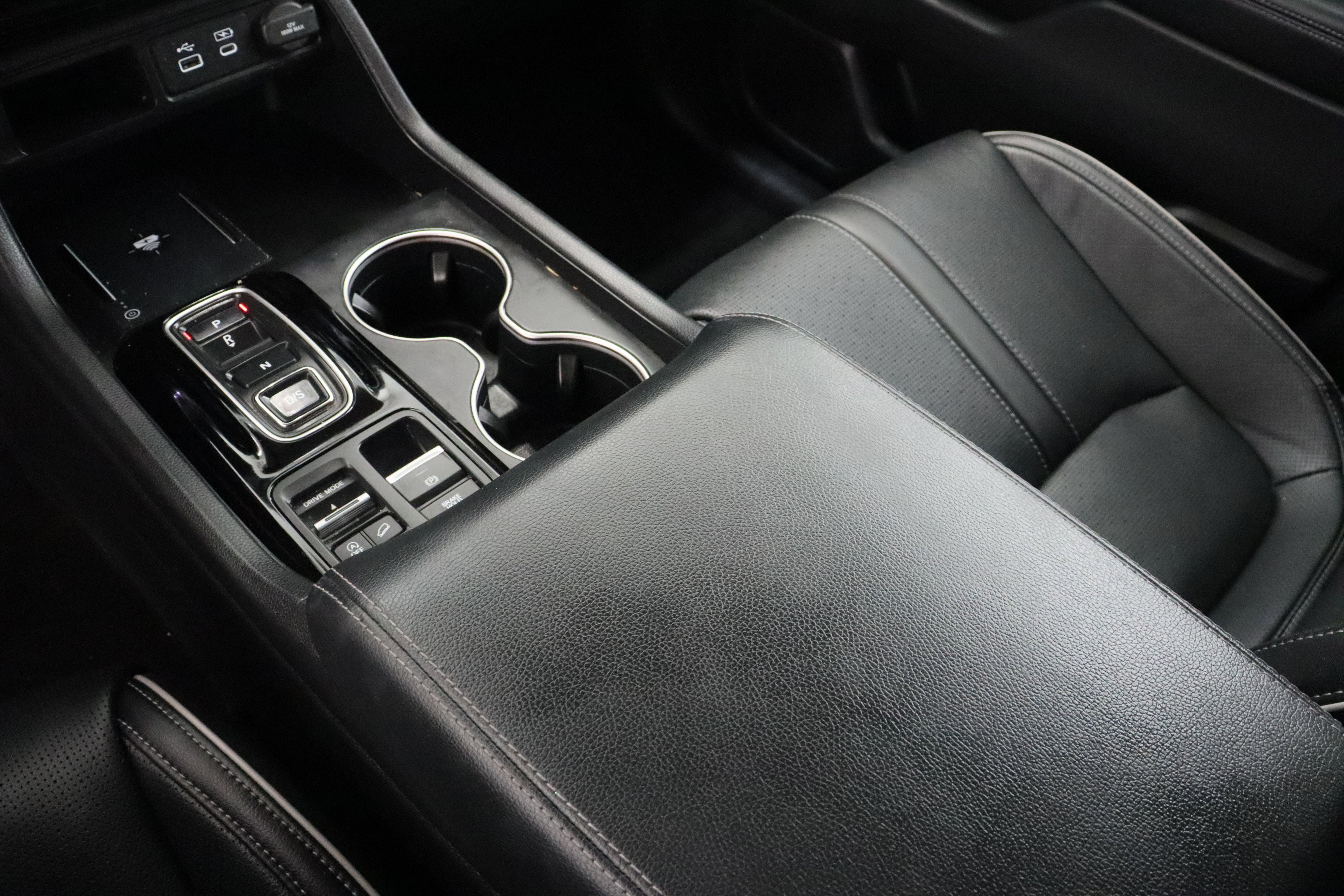 Used 2023 Honda Pilot Elite image 16