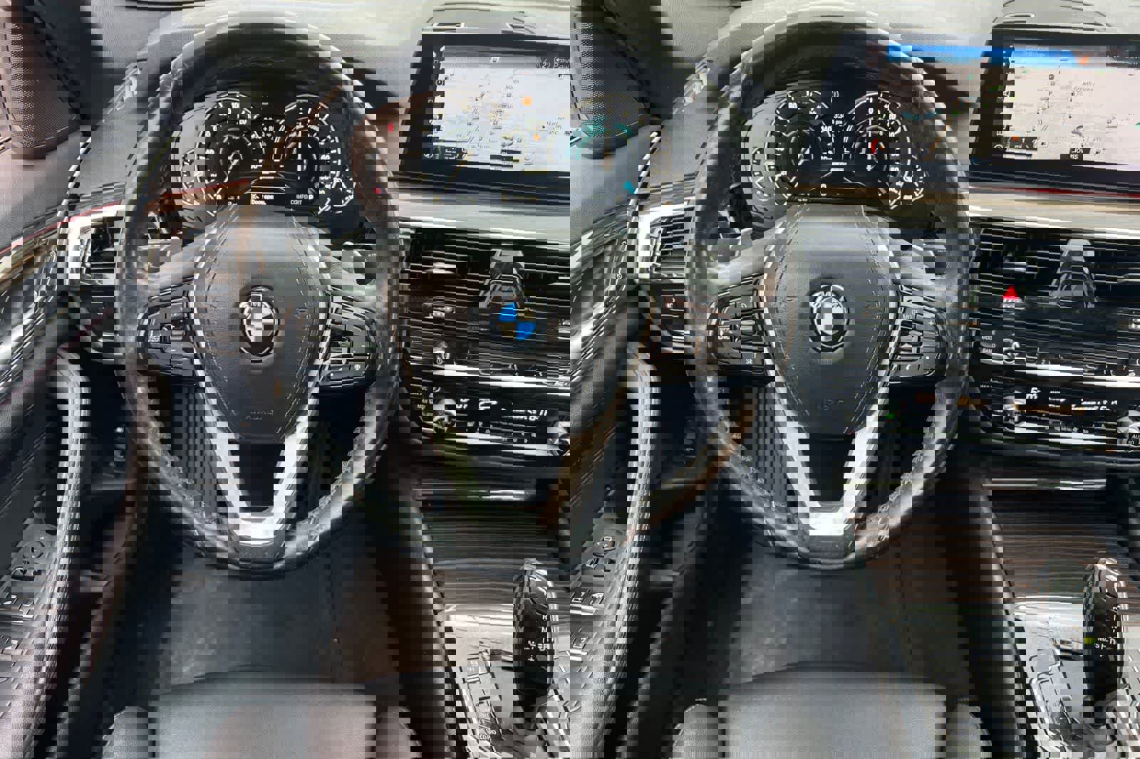 Used 2018 BMW 530e w/ Premium Package 2 image 15