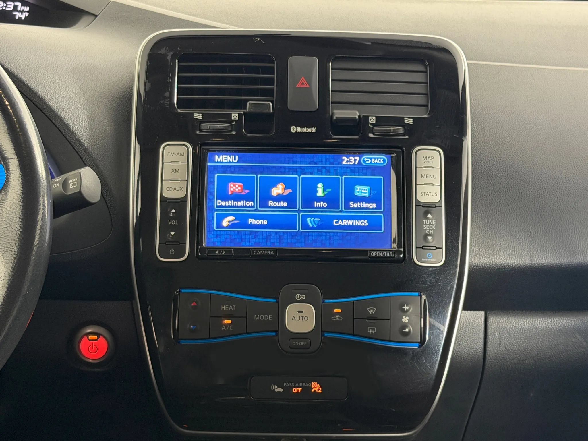 Used 2013 Nissan Leaf SL w/ Premium Pkg FWD image 13