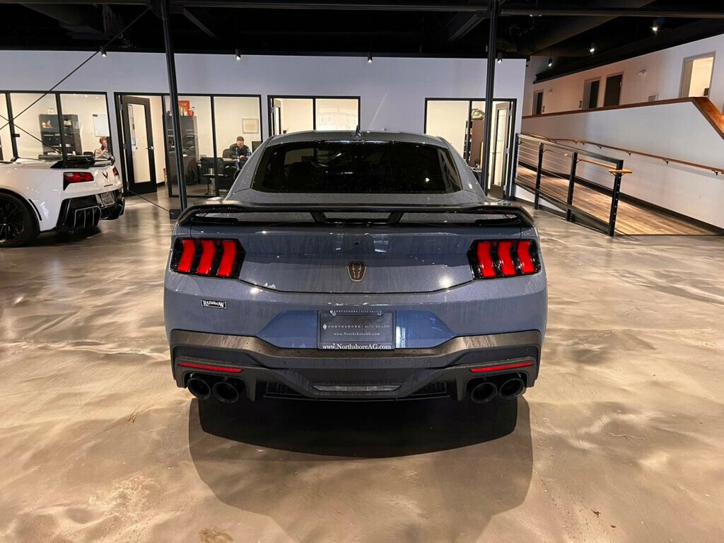 Used 2025 Ford Mustang Dark Horse image 4