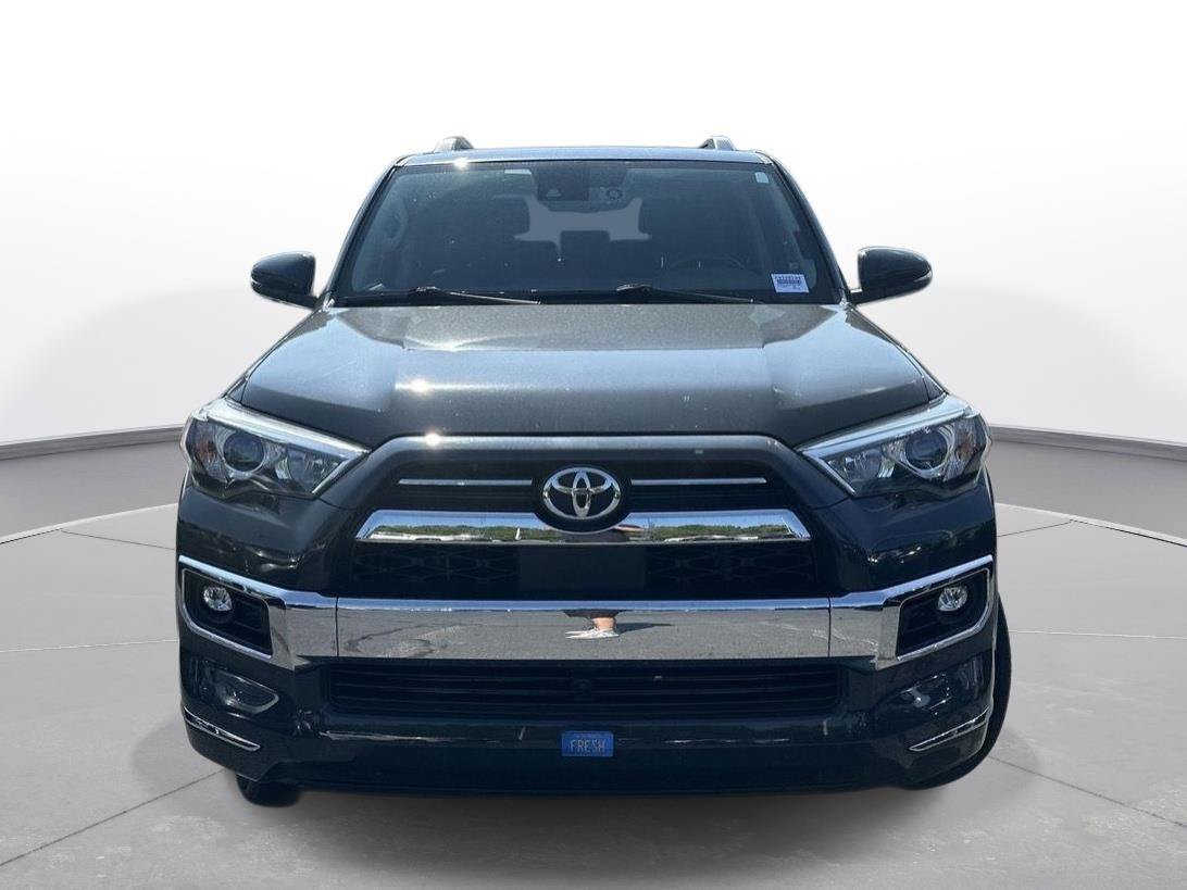 Used 2024 Toyota 4Runner Limited AWD/4WD image 3