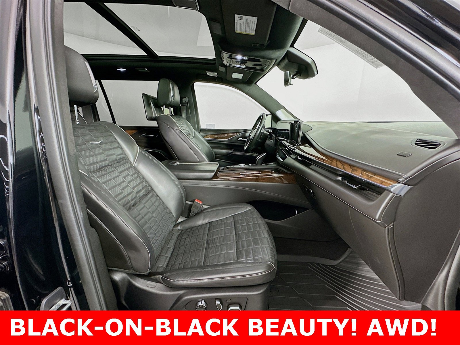 Used 2021 Cadillac Escalade ESV Sport Platinum w/ LPO, ONYX Package image 28