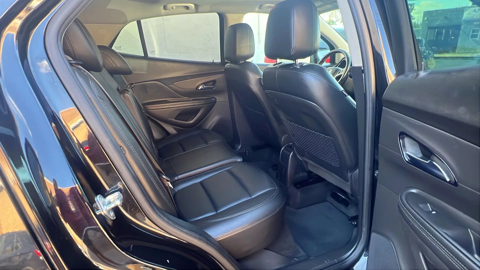 Used 2019 Buick Encore Essence image 31