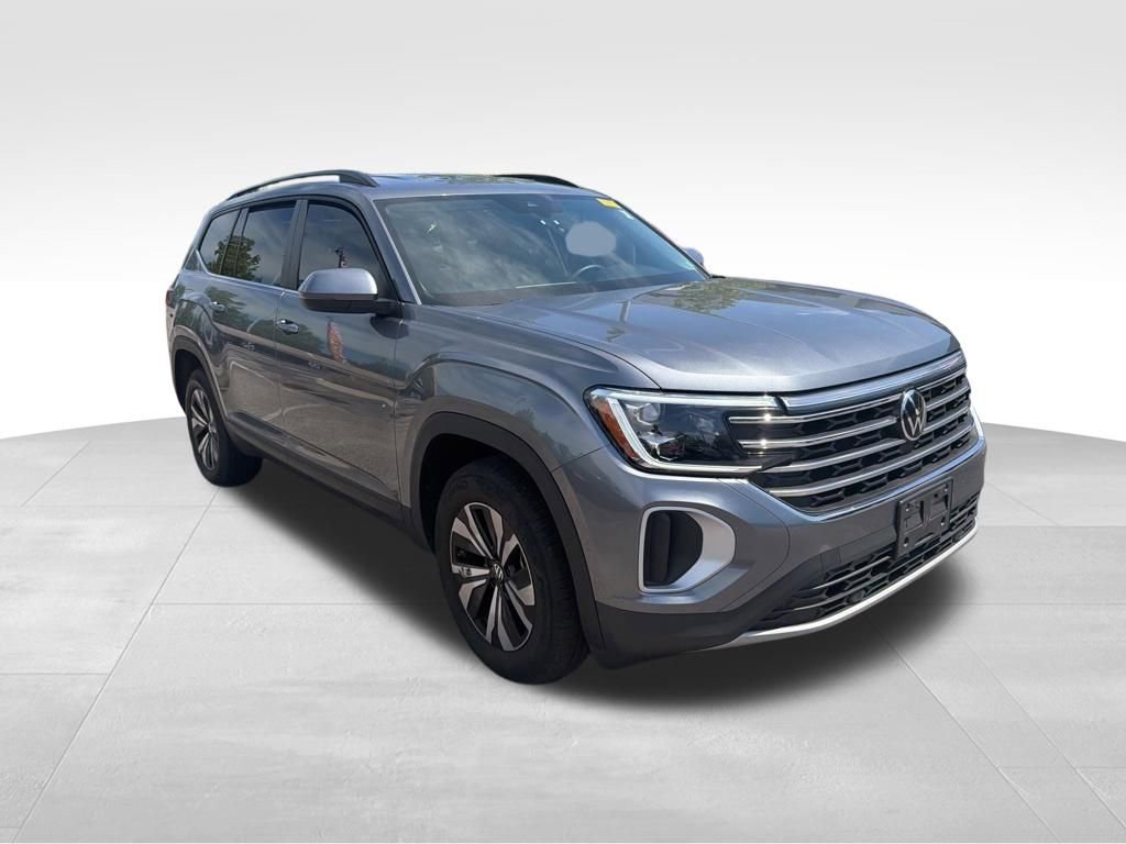 Used 2024 Volkswagen Atlas SE FWD image 3