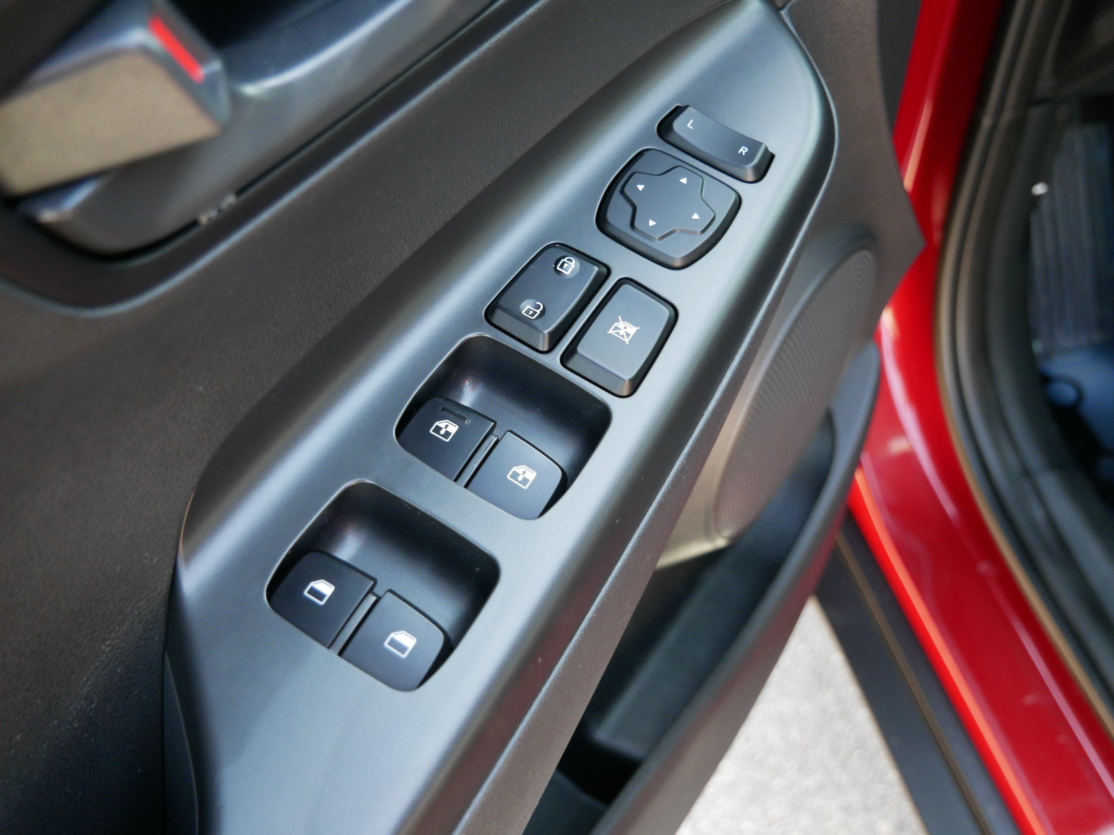 Certified 2023 Hyundai Kona SEL AWD/4WD image 19