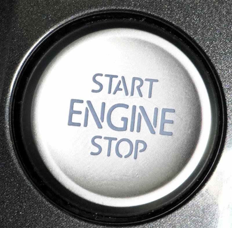 Used 2018 Volkswagen Tiguan SEL image 27