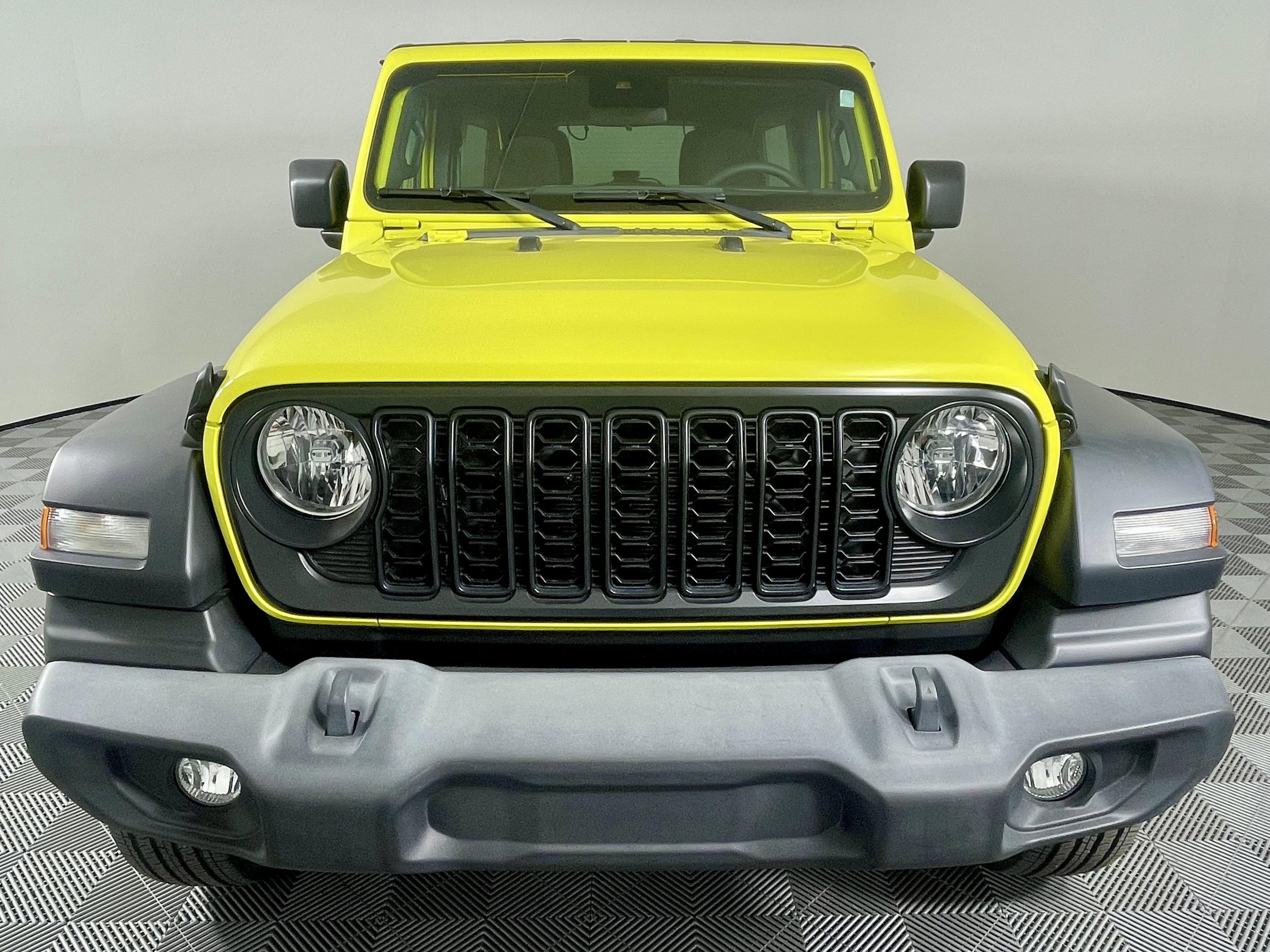 Certified 2024 Jeep Wrangler Sport S image 9