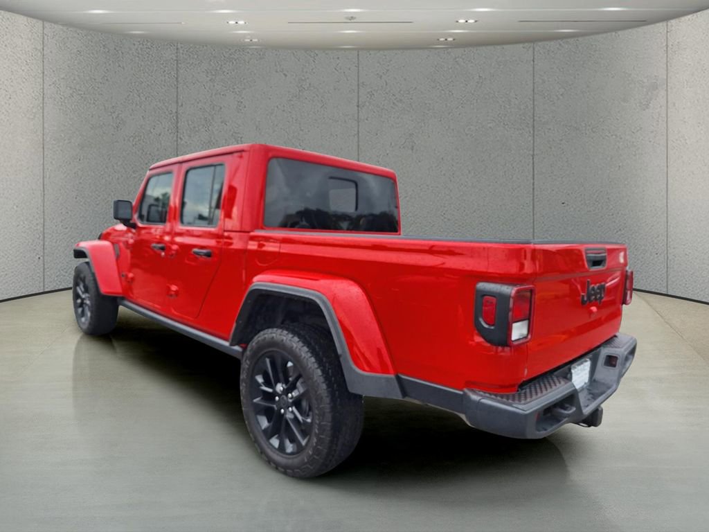 Used 2024 Jeep Gladiator Sport AWD/4WD image 3