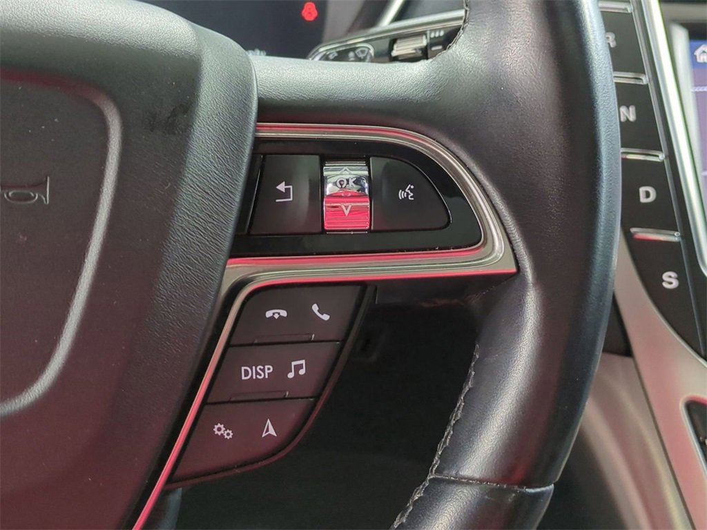 Certified 2020 Lincoln Nautilus Reserve image 24