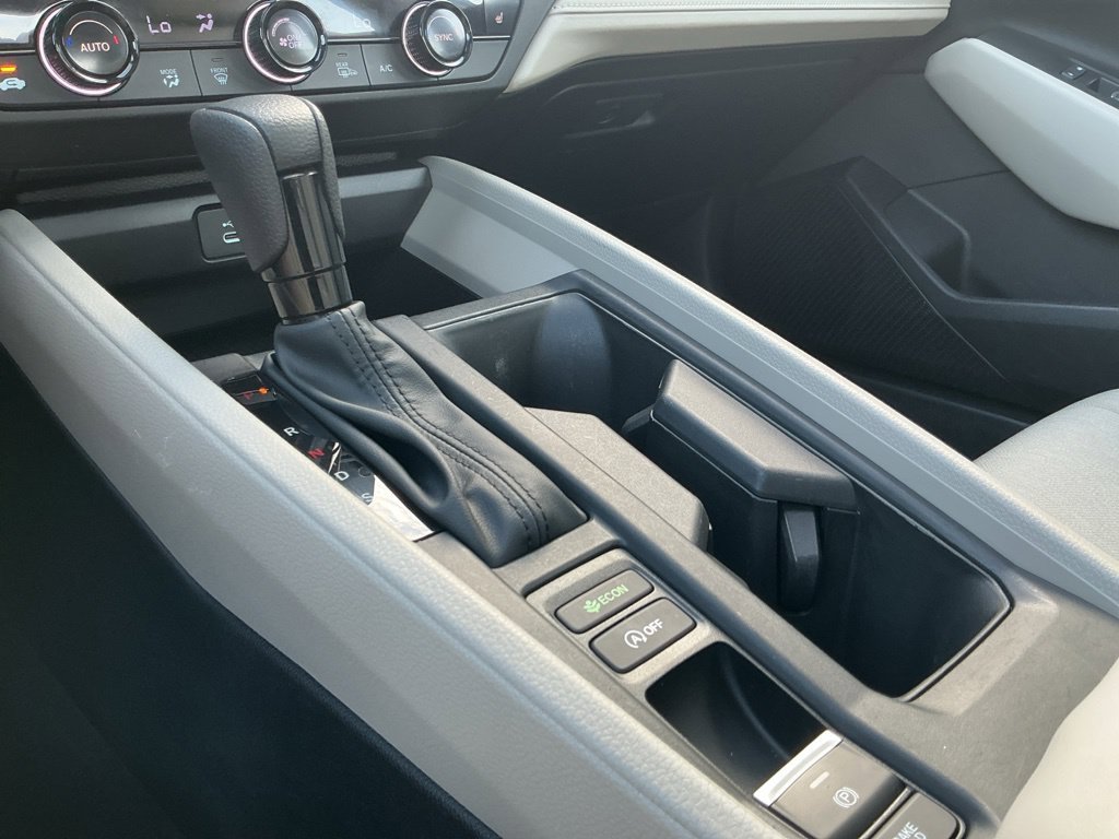 Used 2025 Honda Accord SE image 32