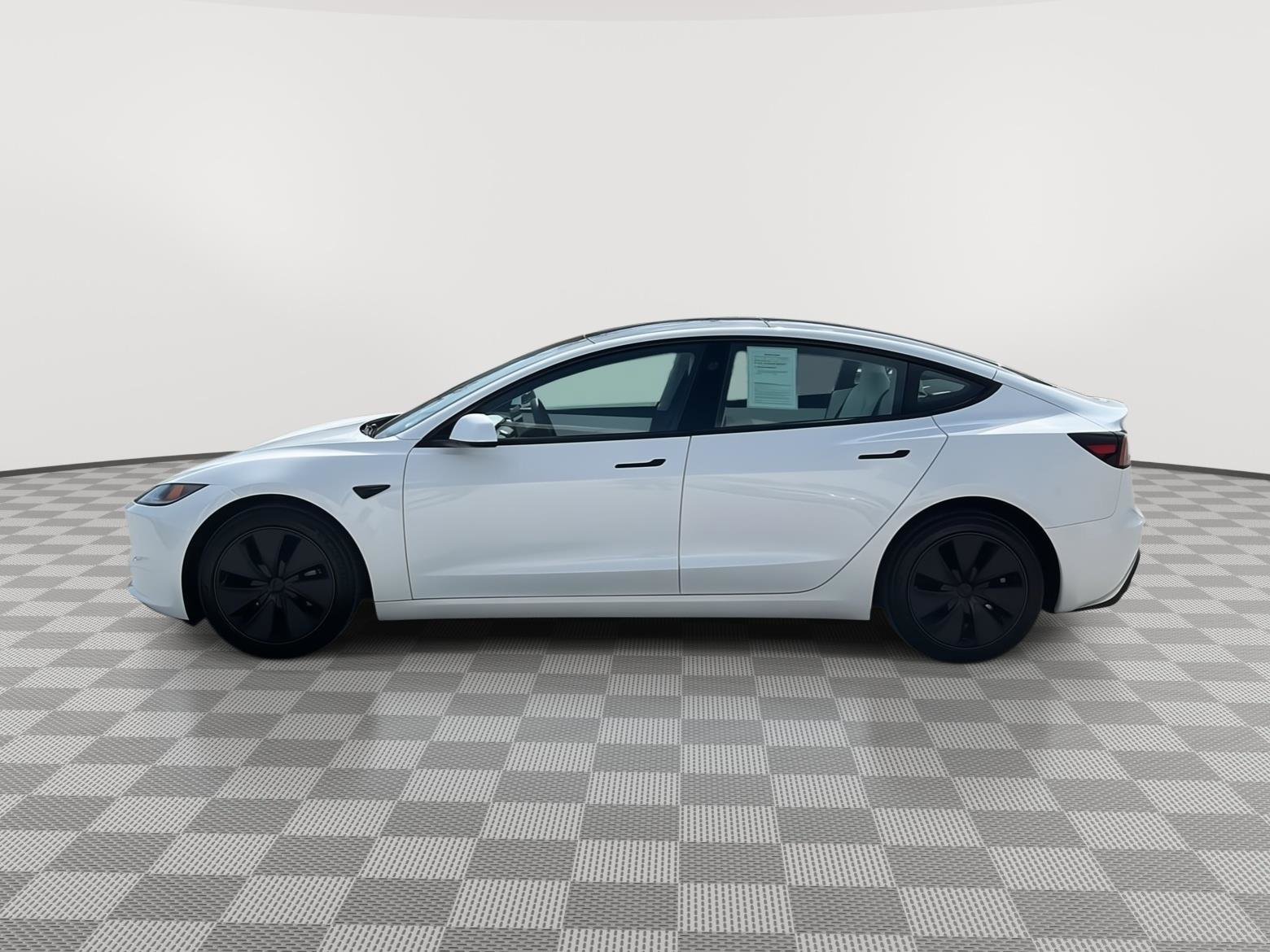 Used 2024 Tesla Model 3 Long Range image 10