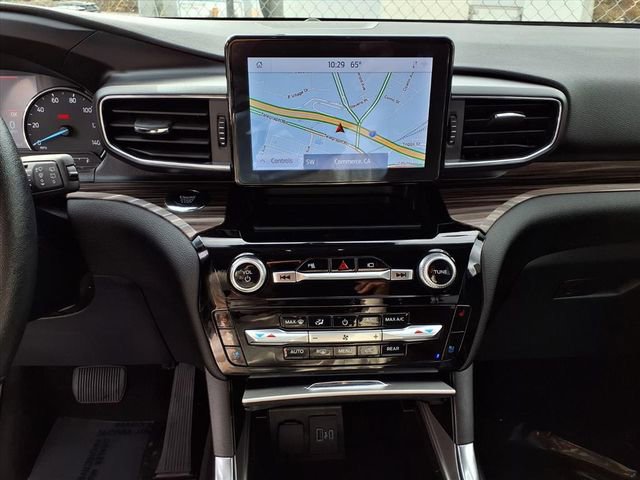 Used 2023 Ford Explorer Limited image 18