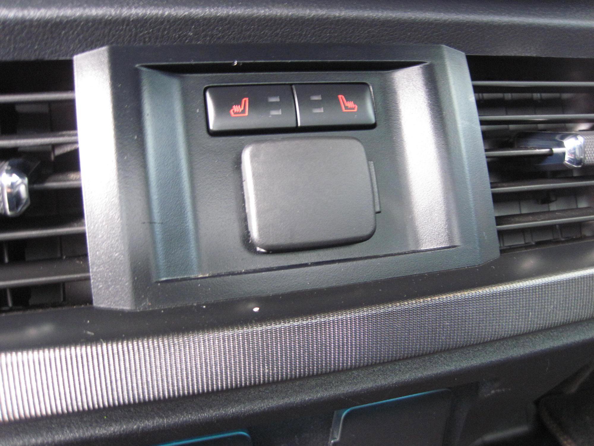 Used 2023 Ford F150 Platinum image 7