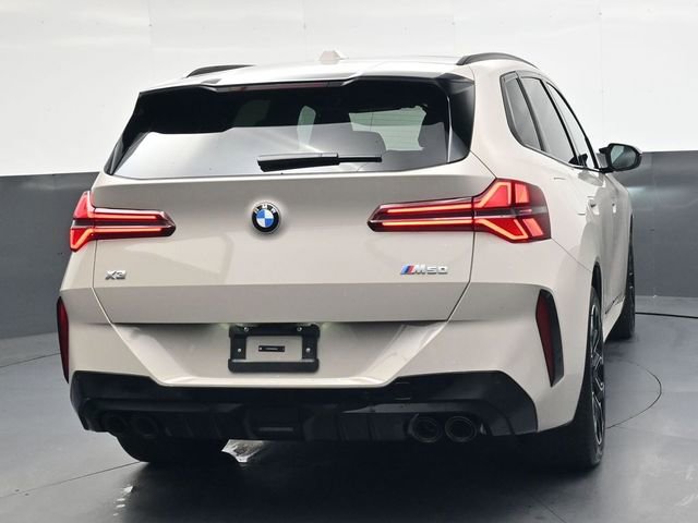 Used 2025 BMW X3 M50 w/ Premium Package image 4