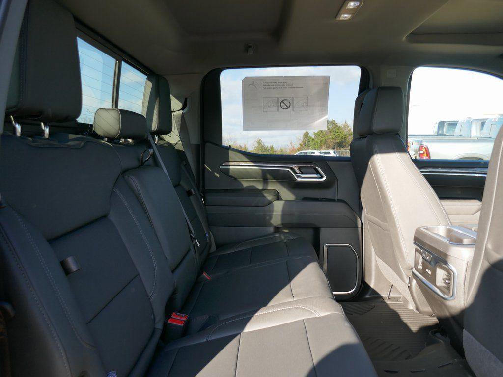 New 2026 Chevrolet Silverado 1500 LTZ w/ LTZ Premium Package image 12