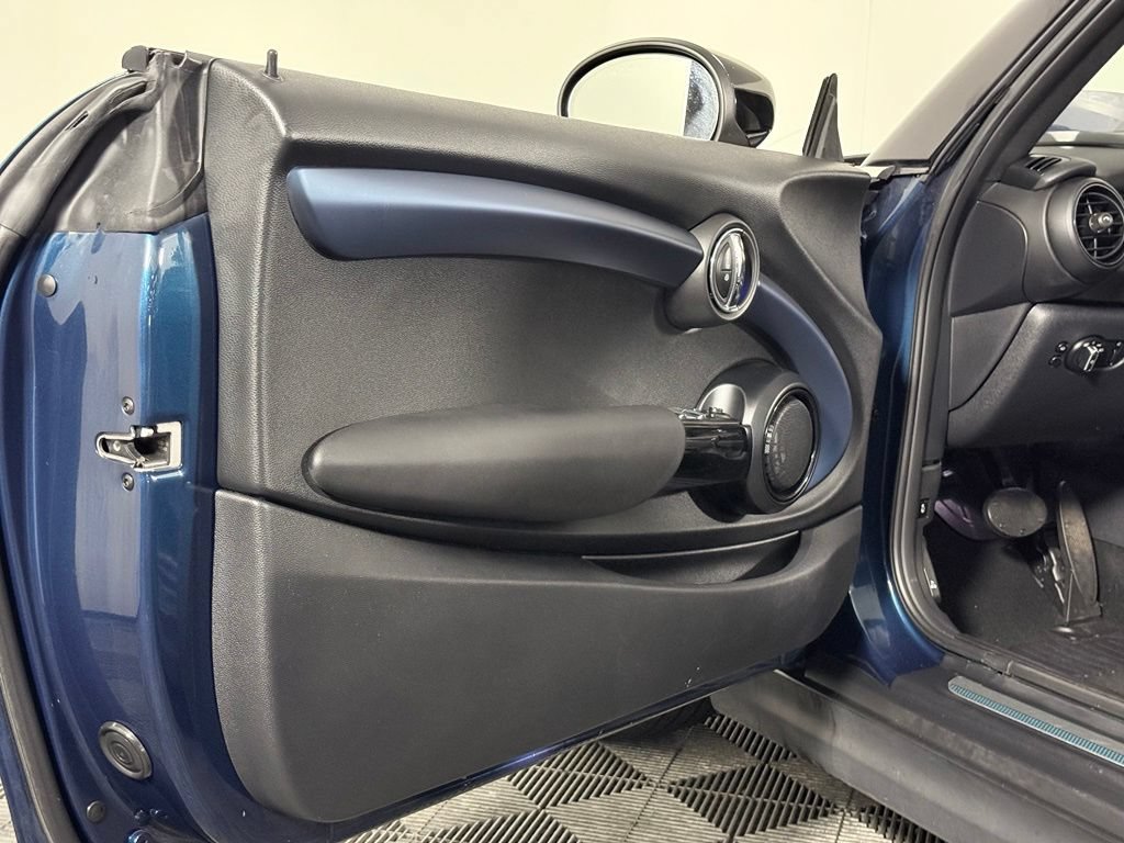 Used 2021 MINI Cooper S w/ Sidewalk Package FWD image 30