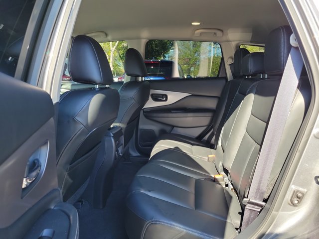 Used 2022 Nissan Murano SV AWD/4WD image 12