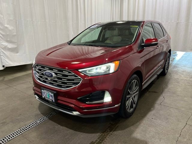 Used 2019 Ford Edge Titanium w/ Equipment Group 301A image 8