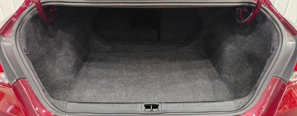 Used 2015 Chrysler 200 Limited w/ Comfort Group image 26