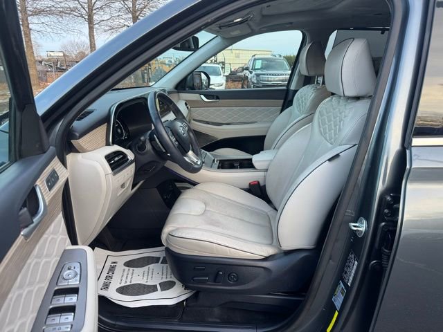 Used 2021 Hyundai Palisade Calligraphy w/ Cargo Package image 16