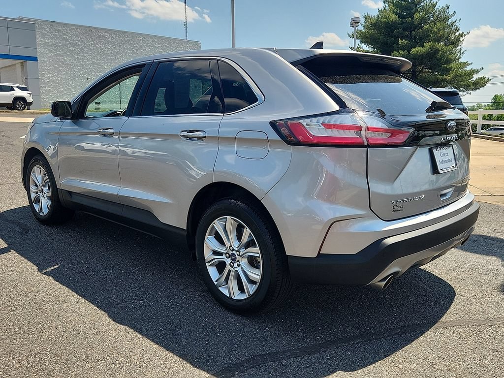 Used 2022 Ford Edge Titanium AWD/4WD image 4