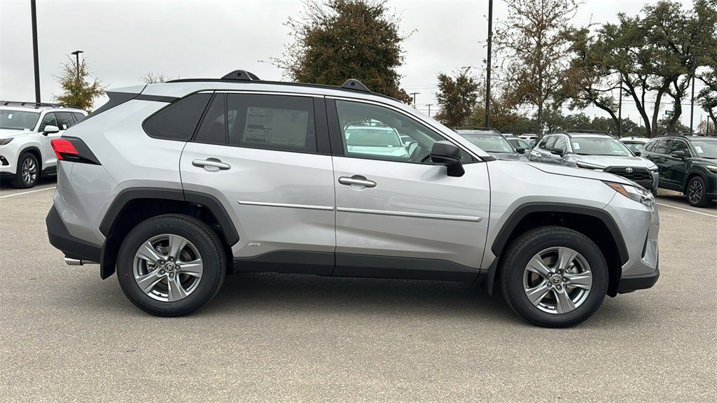 New 2025 Toyota RAV4 LE image 10